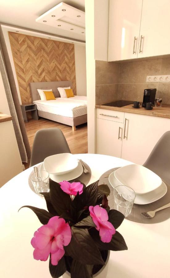 Helena Studio Apartman Сиофок Екстериор снимка