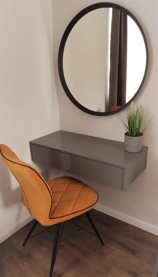 Helena Studio Apartman Сиофок Екстериор снимка