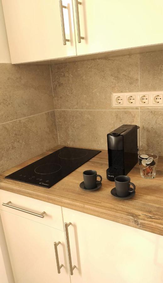 Helena Studio Apartman Сиофок Екстериор снимка