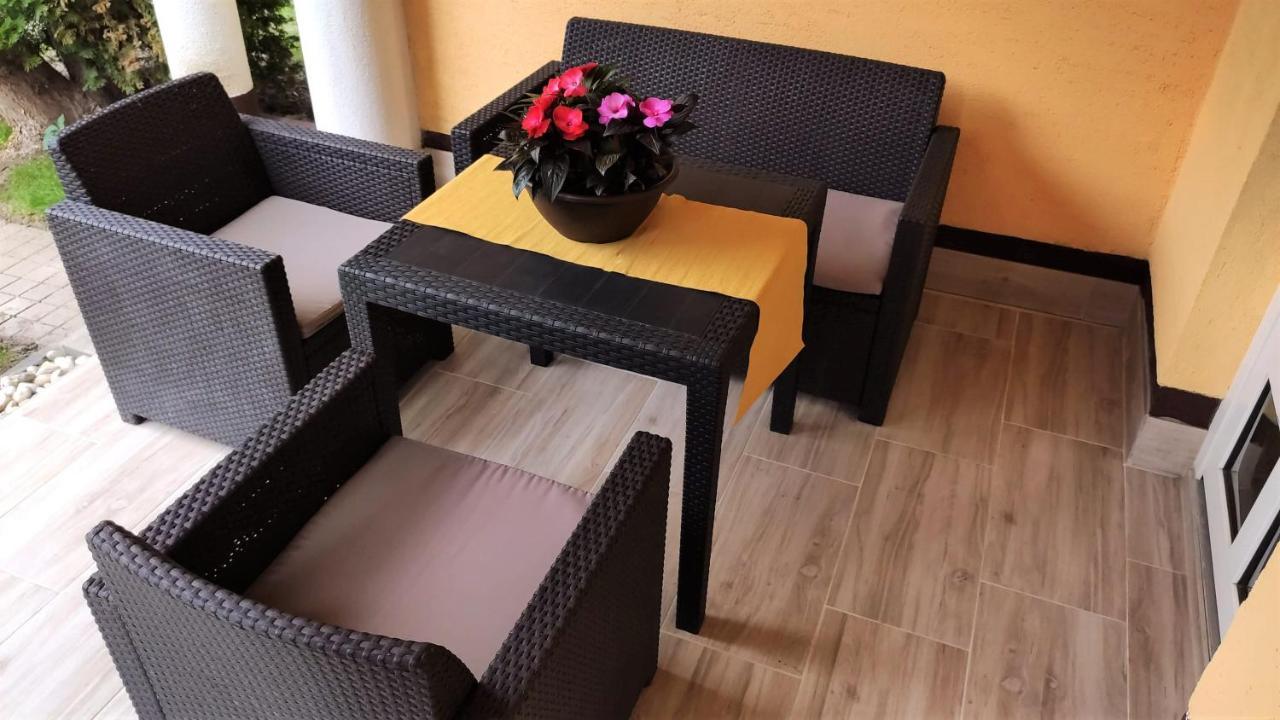 Helena Studio Apartman Сиофок Екстериор снимка