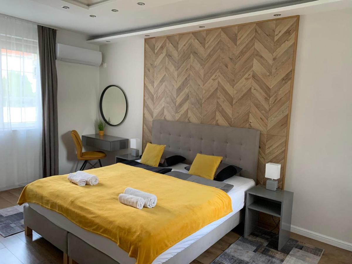 Helena Studio Apartman Сиофок Екстериор снимка