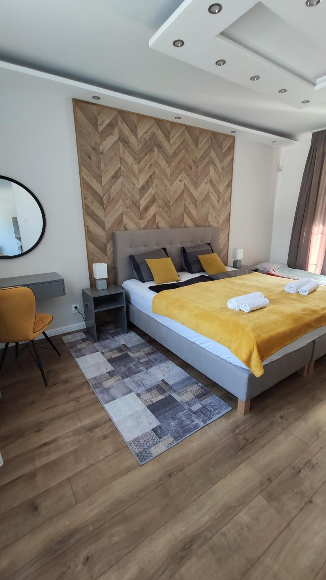 Helena Studio Apartman Сиофок Екстериор снимка
